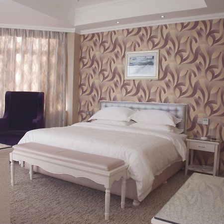 Xinyijia City Hotel 乌鲁木齐 外观 照片